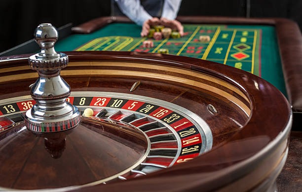 keluara mobile app showing betting layout and chip selection